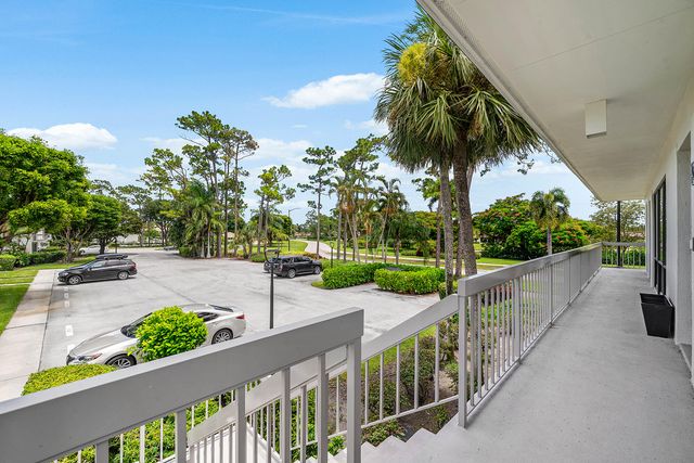 4367 N QUAIL RIDGE Drive N B, Boynton Beach, FL 33436