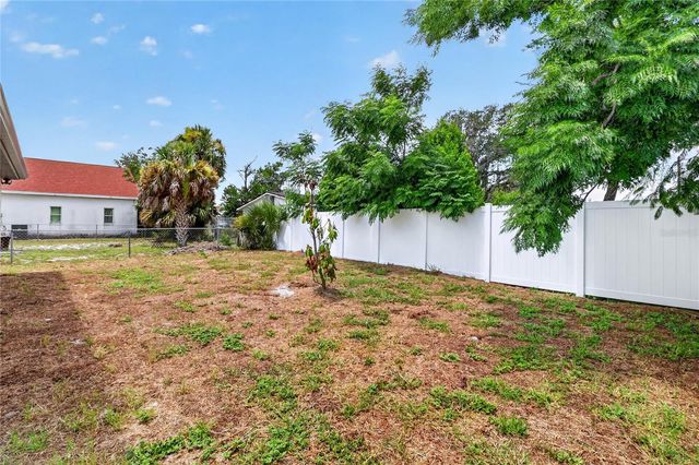 2435 5TH ST NE, Winter Haven, FL 33881
