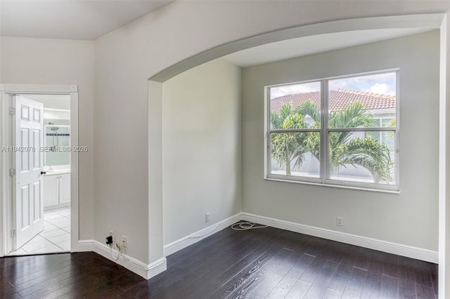 3755 SW 50th St, Hollywood, FL 33312