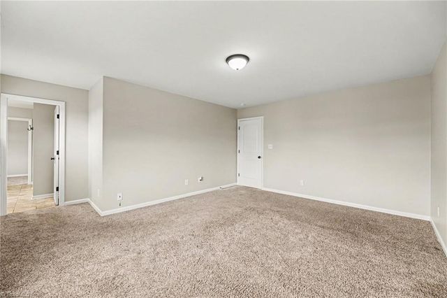 512 Paul Kennedy Road, Thomasville, NC 27360