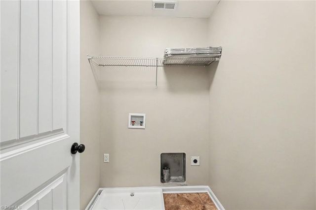 512 Paul Kennedy Road, Thomasville, NC 27360