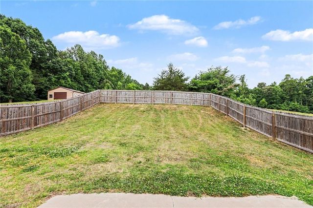 512 Paul Kennedy Road, Thomasville, NC 27360