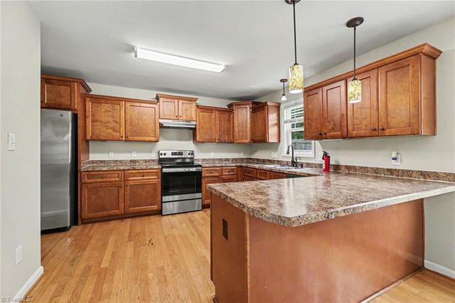512 Paul Kennedy Road, Thomasville, NC 27360