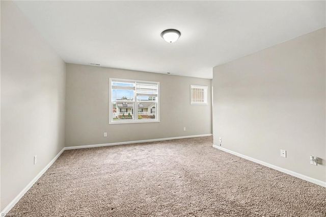 512 Paul Kennedy Road, Thomasville, NC 27360
