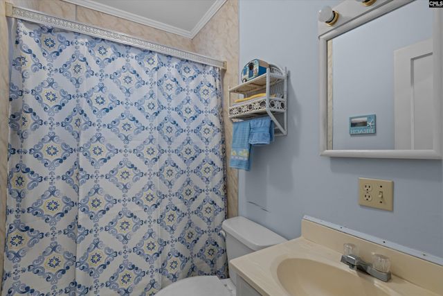 100 Point Street, Chapin, SC 29036