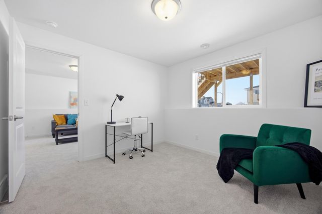 7373 22nd Street S, Fargo, ND 58104