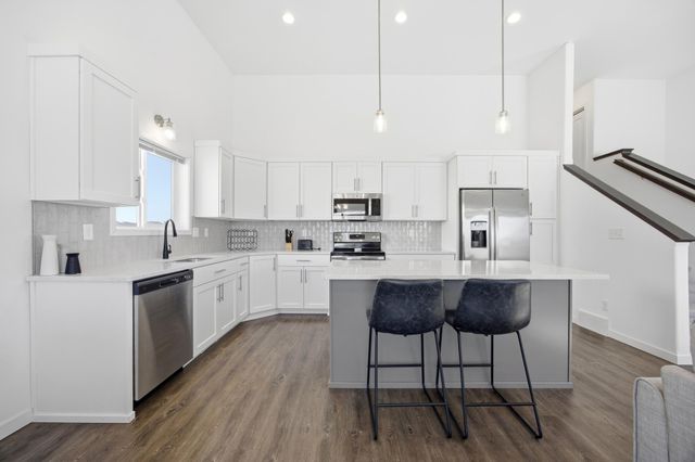 7373 22nd Street S, Fargo, ND 58104