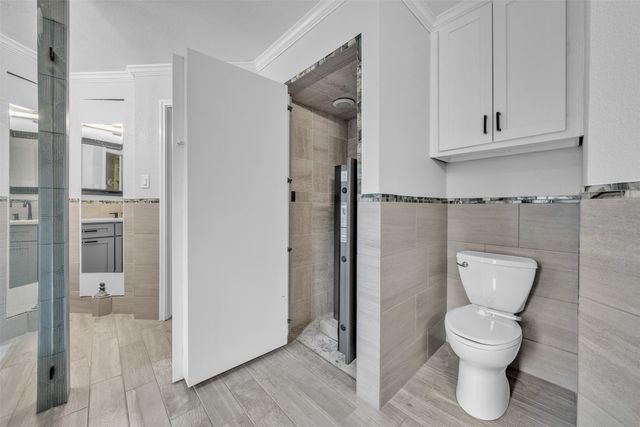 1205 Clover Hill Road, Mansfield, TX 76063