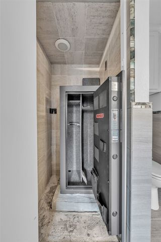 1205 Clover Hill Road, Mansfield, TX 76063