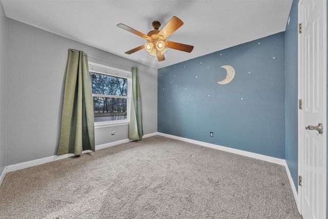 1205 Clover Hill Road, Mansfield, TX 76063