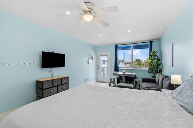 4228 N Ocean Dr 11, Lauderdale By The Sea, FL 33308