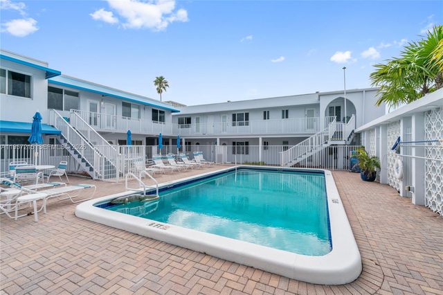 4228 N Ocean Dr 11, Lauderdale By The Sea, FL 33308