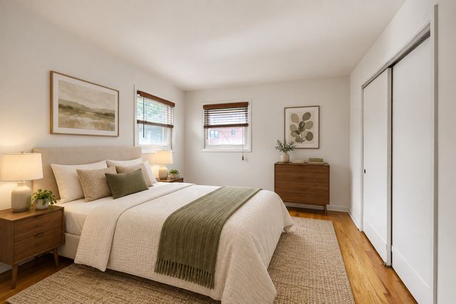 406 FRANKLIN Avenue 2D, River Forest, IL 60305