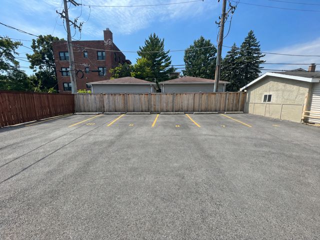 406 FRANKLIN Avenue 2D, River Forest, IL 60305