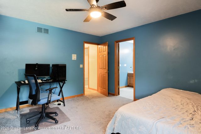 3384 Camino Del Sol Drive, Williamston, MI 48895