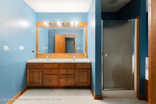 3384 Camino Del Sol Drive, Williamston, MI 48895