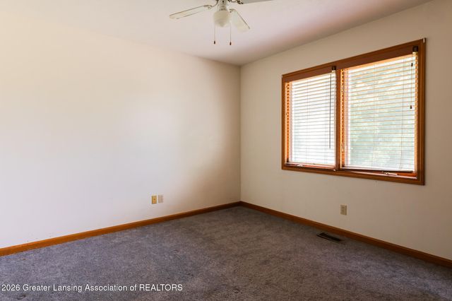 3384 Camino Del Sol Drive, Williamston, MI 48895