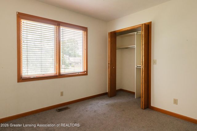 3384 Camino Del Sol Drive, Williamston, MI 48895