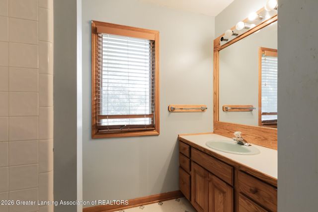 3384 Camino Del Sol Drive, Williamston, MI 48895