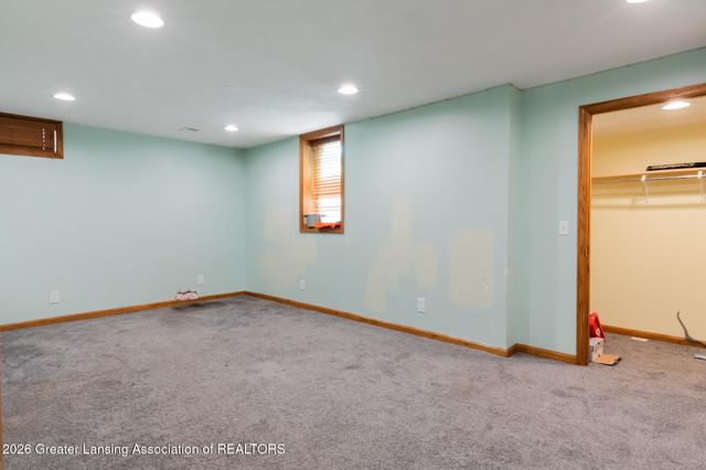 3384 Camino Del Sol Drive, Williamston, MI 48895