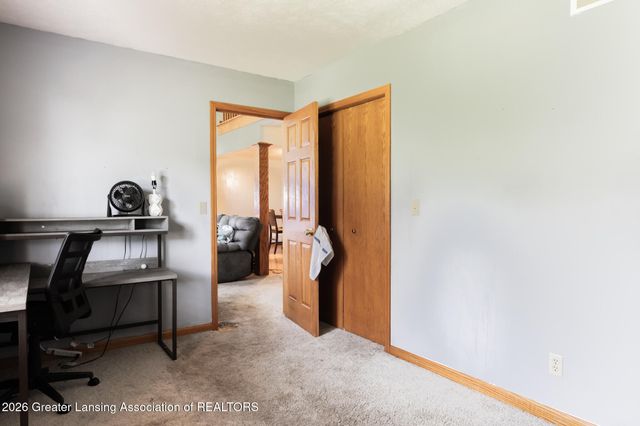 3384 Camino Del Sol Drive, Williamston, MI 48895