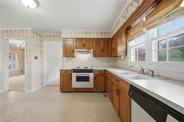 7813 Whipple Trail, Greensboro, NC 27455