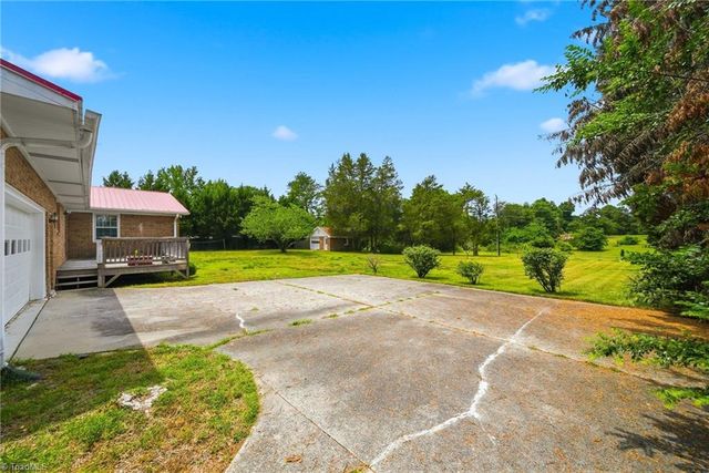 7813 Whipple Trail, Greensboro, NC 27455