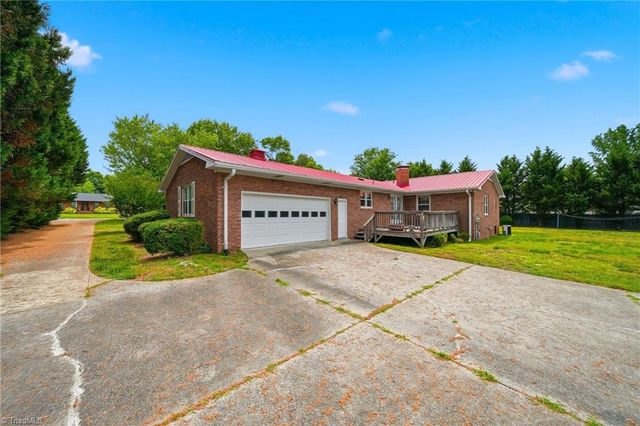 7813 Whipple Trail, Greensboro, NC 27455