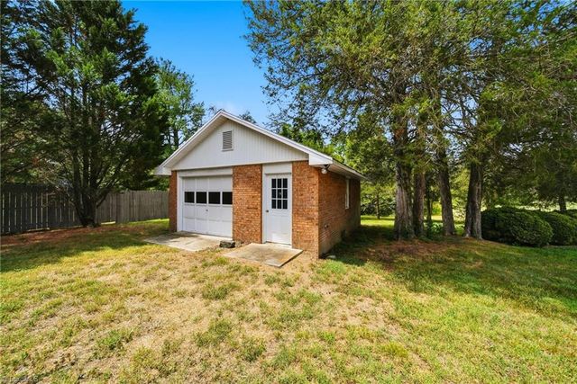 7813 Whipple Trail, Greensboro, NC 27455