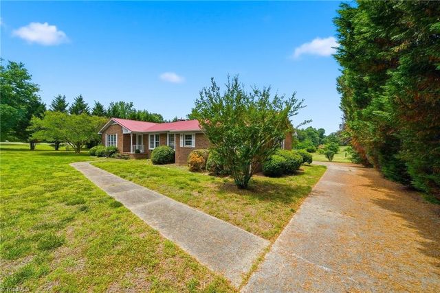 7813 Whipple Trail, Greensboro, NC 27455