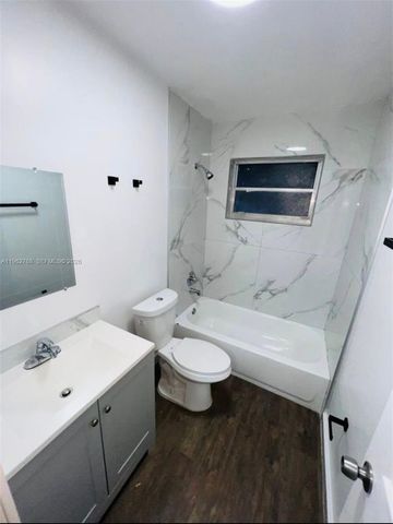 5820 NW 23rd St 5820, Lauderhill, FL 33313