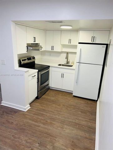 5820 NW 23rd St 5820, Lauderhill, FL 33313