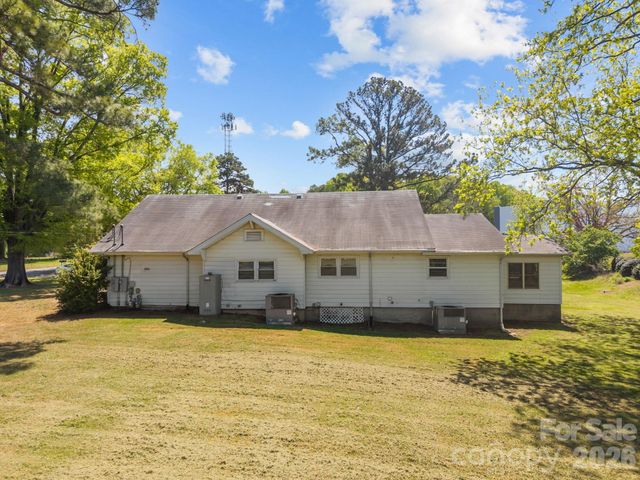 1311 Jenkins Road, Gaston, NC 28052