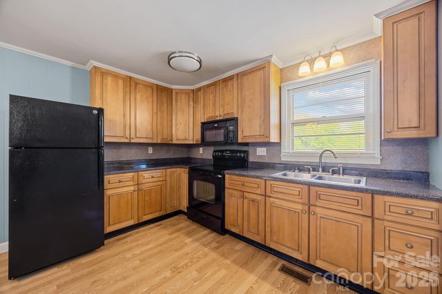 1311 Jenkins Road, Gaston, NC 28052