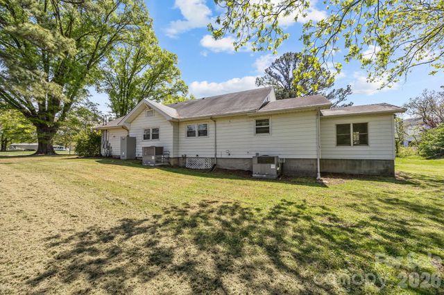 1311 Jenkins Road, Gaston, NC 28052