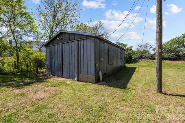 1311 Jenkins Road, Gaston, NC 28052