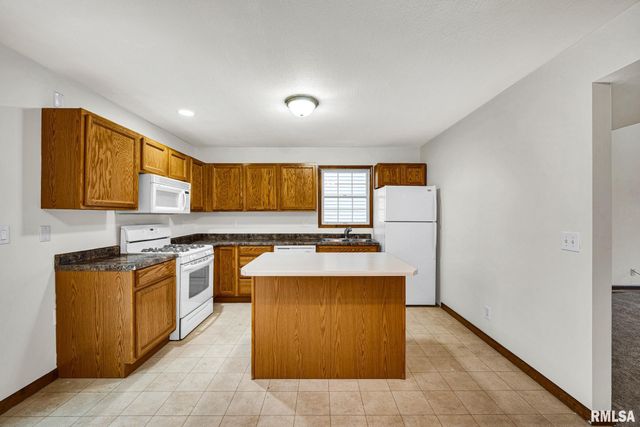 11326 N NORTHTRAIL Drive, Dunlap, IL 61525