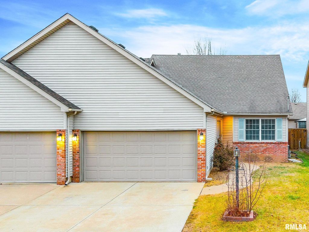 11326 N NORTHTRAIL Drive, Dunlap, IL 61525