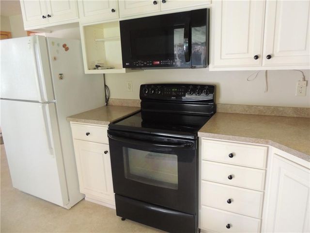 3517 S Pleasant Street, Independence, MO 64055