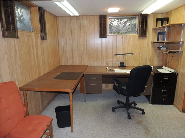 3517 S Pleasant Street, Independence, MO 64055