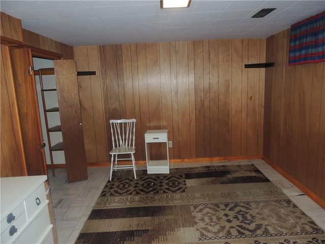 3517 S Pleasant Street, Independence, MO 64055