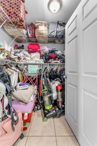9741 Bahama Dr, Cutler Bay, FL 33189