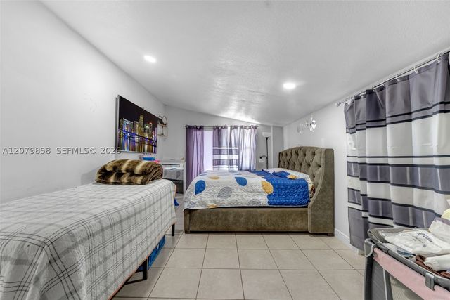 9741 Bahama Dr, Cutler Bay, FL 33189