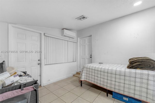 9741 Bahama Dr, Cutler Bay, FL 33189