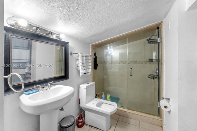 9741 Bahama Dr, Cutler Bay, FL 33189