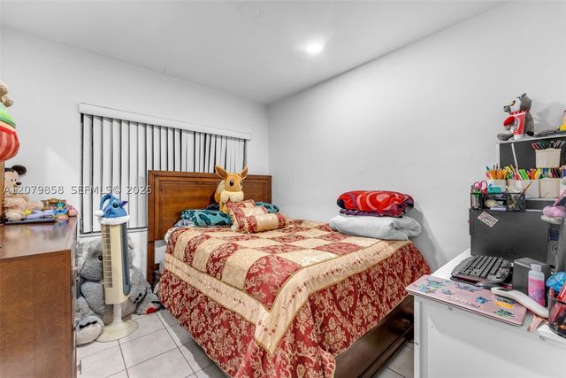 9741 Bahama Dr, Cutler Bay, FL 33189