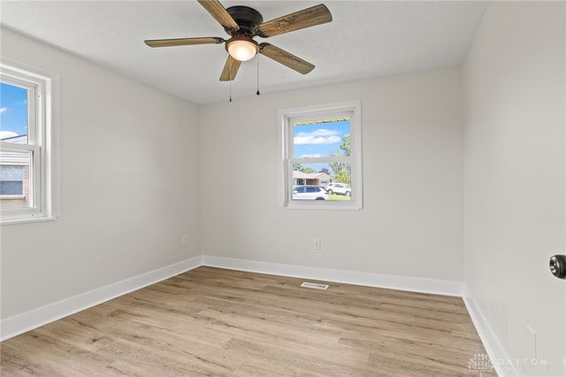 660 Cranwood Circle, New Lebanon, OH 45345