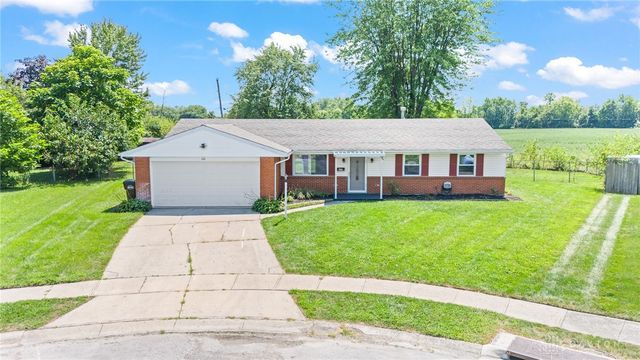 660 Cranwood Circle, New Lebanon, OH 45345