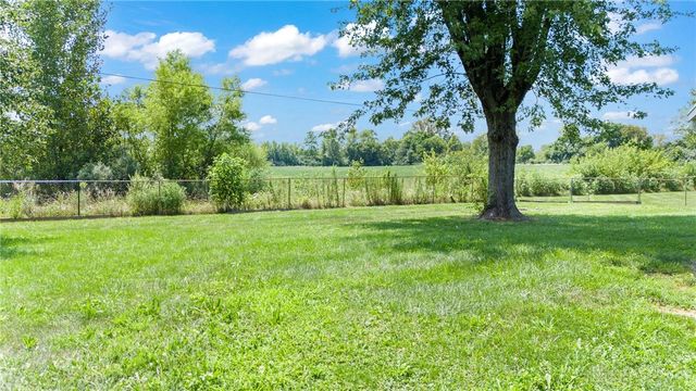 660 Cranwood Circle, New Lebanon, OH 45345