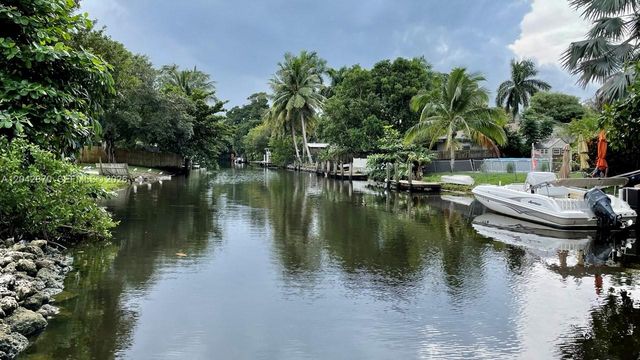 1951 SW 28th Ave, Fort Lauderdale, FL 33312